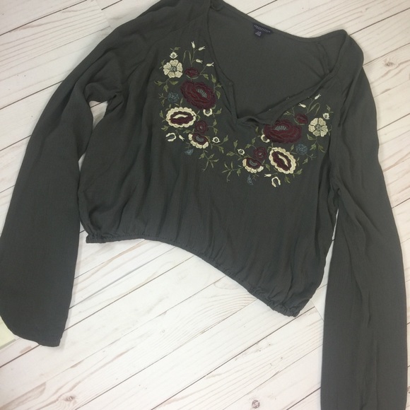 🌺Aeropostale Boho Chic Bell Sleeve Shirt 🌺 - Picture 2 of 4